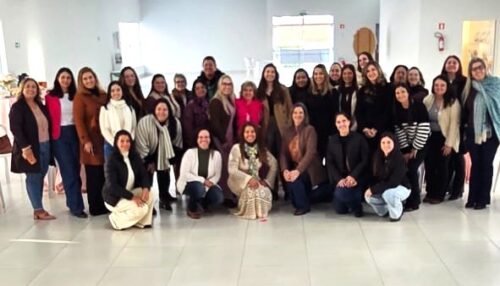 Prefeitura de Adamantina participa do 1º Encontro Conexão Primeiras-Damas: Liderança que Inspira!