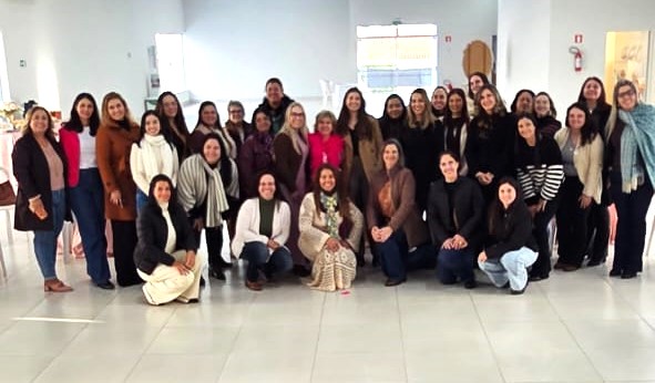 Prefeitura de Adamantina participa do 1º Encontro Conexão Primeiras-Damas: Liderança que Inspira!