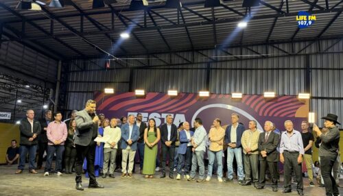 EPSHOW transforma a 64ª Festa do Ovo em um espetáculo histórico e Bastos já anuncia Thiaguinho para 2027