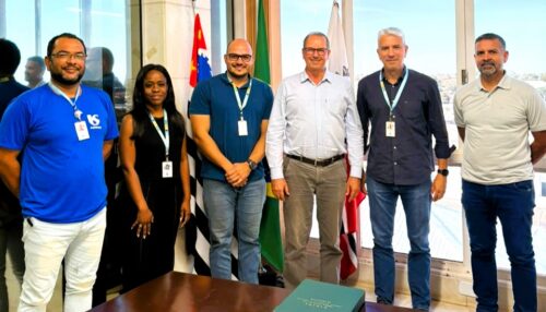 Prefeito recebe representantes da Sabesp para apresentação de novo coordenador regional e discussão de demandas de Adamantina