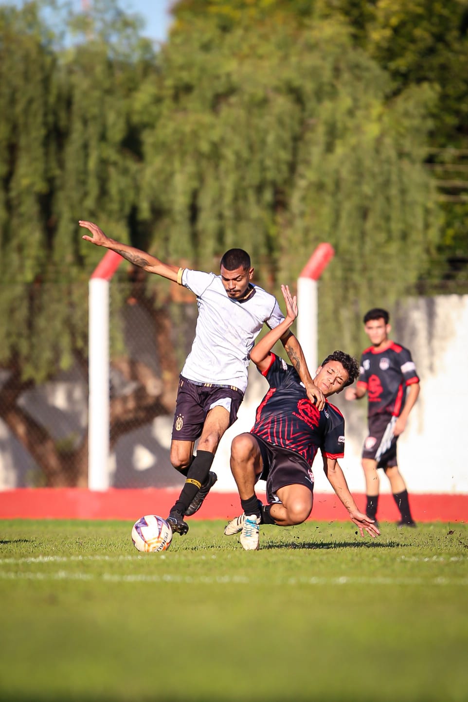 Noite decisiva em Adamantina! Quatro equipes disputam duas vagas na final do Varzeano 2026