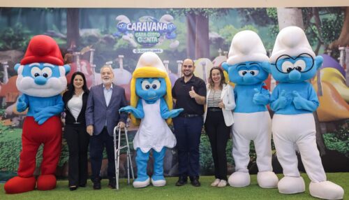 Cooperação e conscientização marcam a passagem da Caravana dos Smurfs por Pompeia (SP)