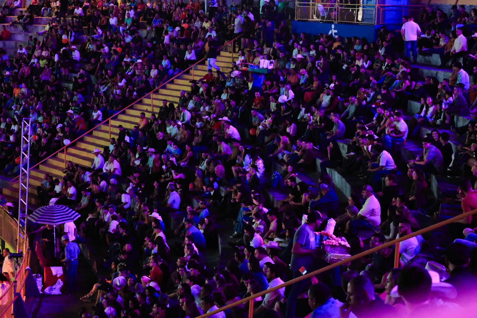 ExpoVerde 2026 reúne grande público na primeira noite e inicia segundo dia com programação diversificada