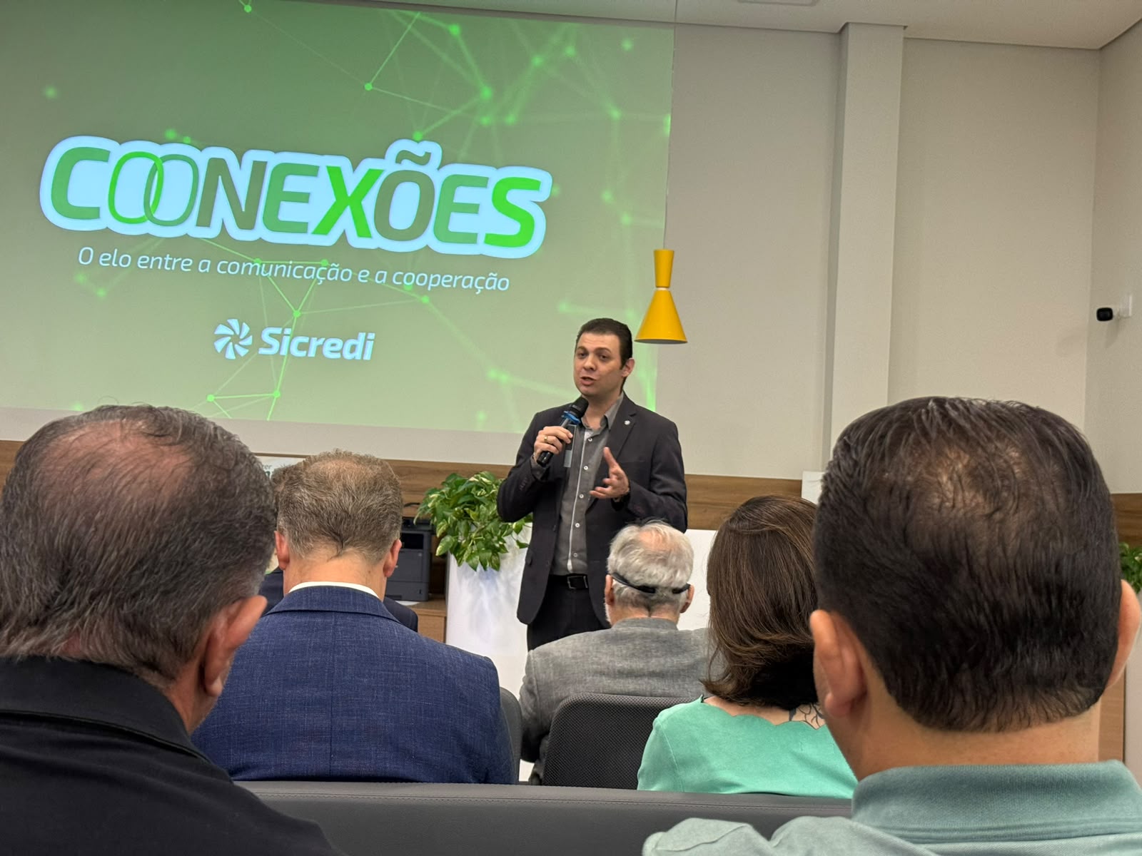 Sicredi valoriza a imprensa regional e fortalece conexões em Adamantina