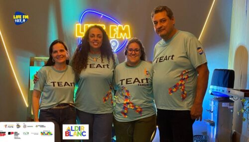 Mais que um palco, uma descoberta, crianças e jovens com TEA fazem apresentação na mostra cultural do projeto TEArt.