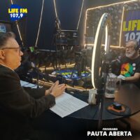Sérgio Barbosa, Jornalista Diplomado E Marcio Barreto, Jornalista Profissional, Mercadólogo Diplomado E Empresário.