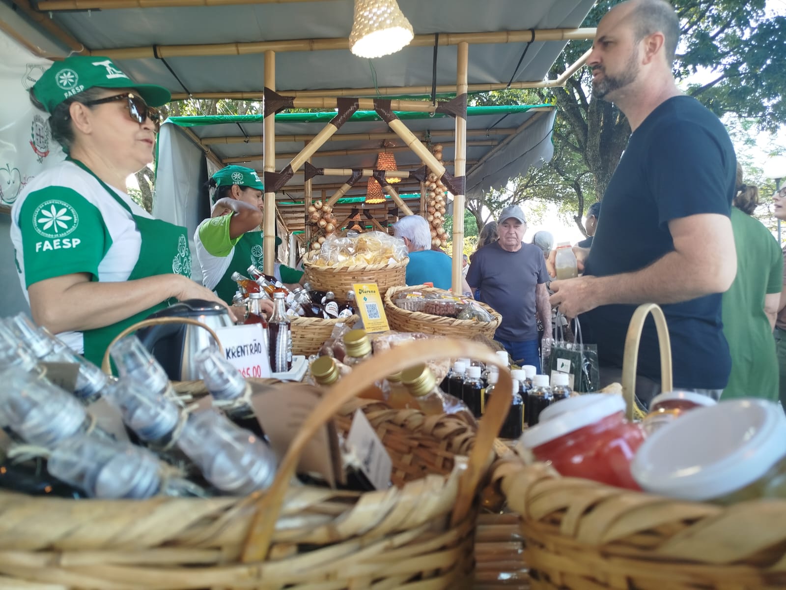 Feira do Produtor Rural reúne famílias e valoriza a agricultura familiar em Adamantina